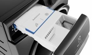 Xử lý tình huống máy giặt Electrolux báo ngăn AutoDose đang mở