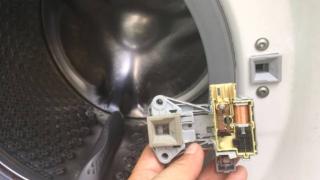 Khóa cửa máy giặt Electrolux là gì? Cấu tạo, nguyên lý và các lỗi thường gặp