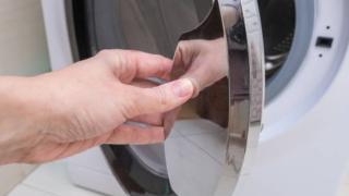 Thay tay nắm cửa máy giặt Electrolux hết bao nhiêu tiền?