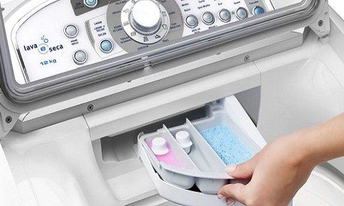 Dùng nước xả vải đúng cách giúp bảo vệ máy giặt