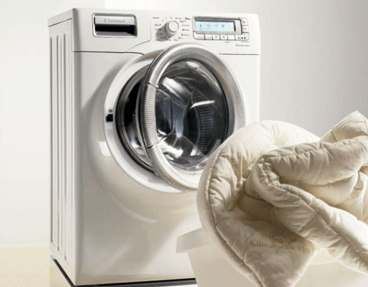 Giặt ruột chăn gối sạch hiệu quả bằng máy giặt