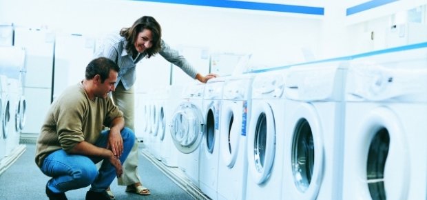 Máy giặt cửa ngang luôn đắt hơn máy giặt cửa trên