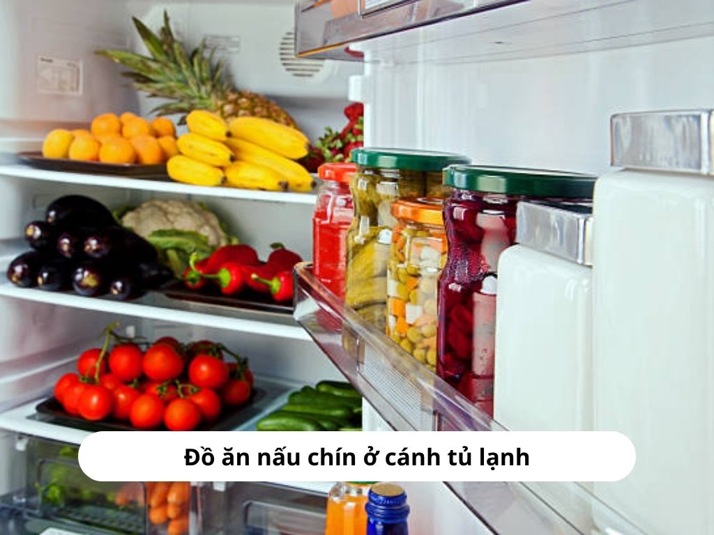 Không nên để đồ ăn đã nấu chín ở cánh tủ lạnh